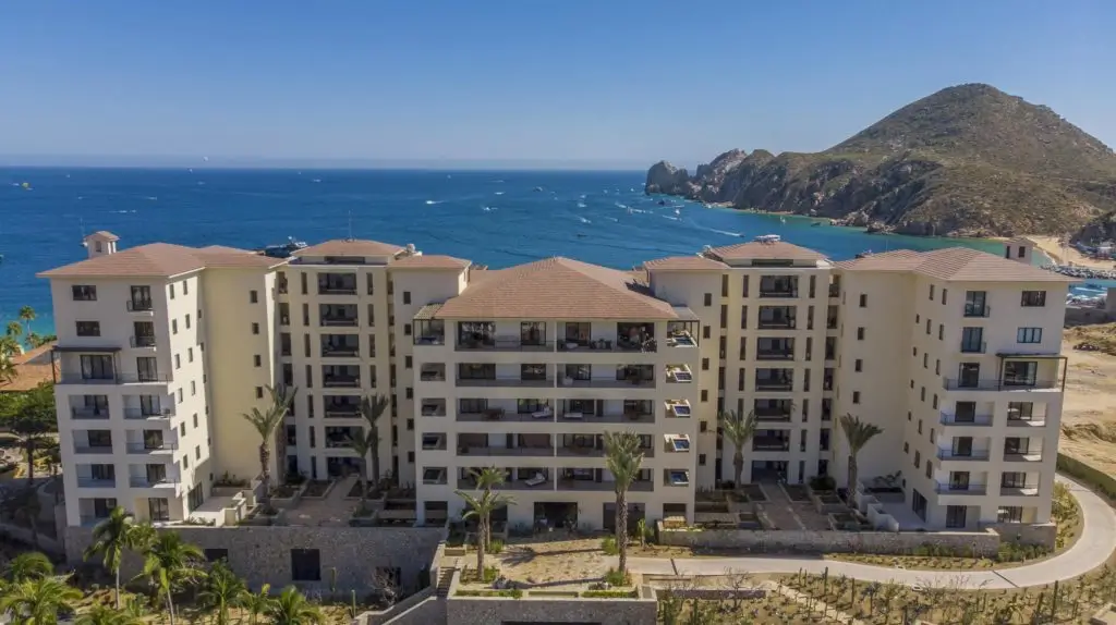 Modern Homes in Cabo San Lucas