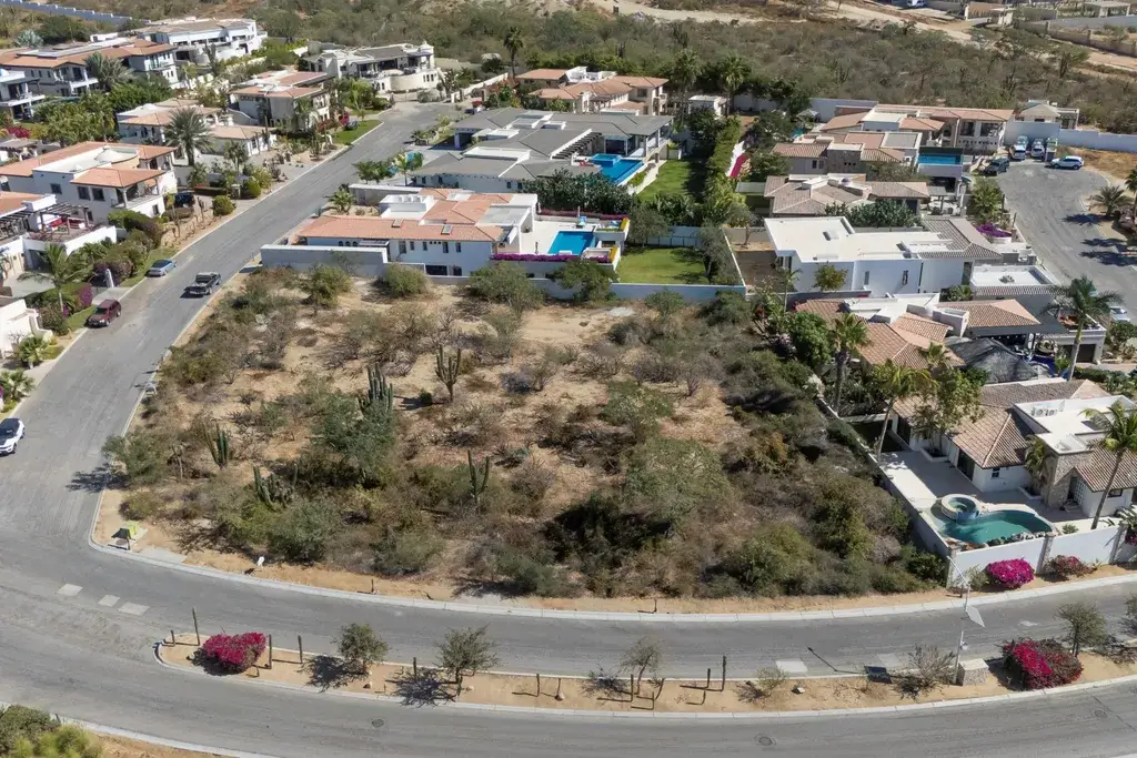 Prestigious Golf Homes with Cabo